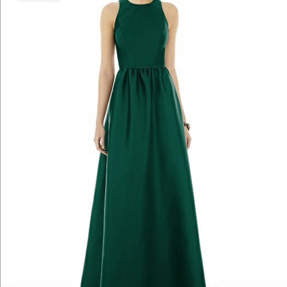 Alfred sung brides maid dress